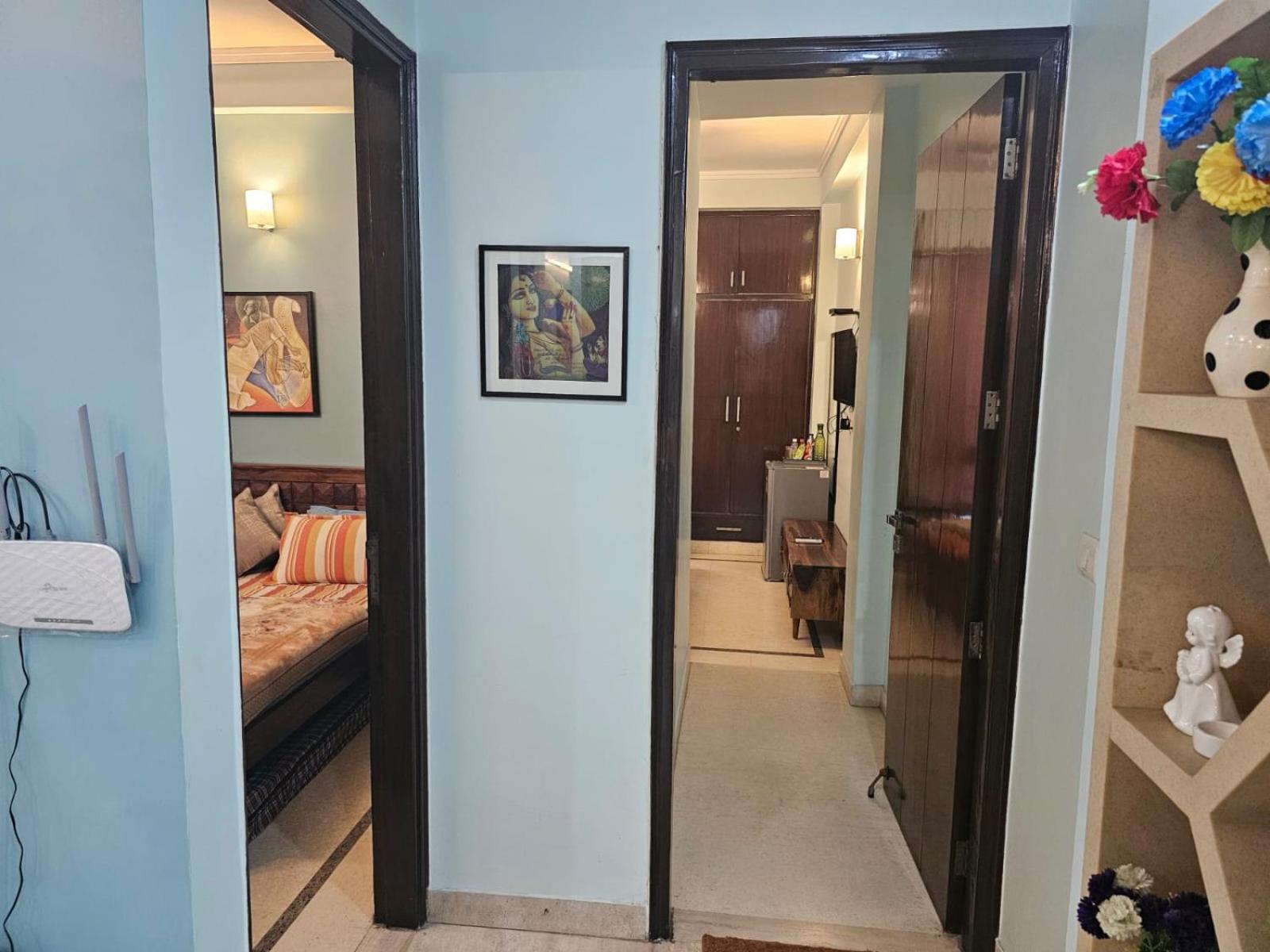 Sky Bloom Luxury Homestay New Delhi Luaran gambar