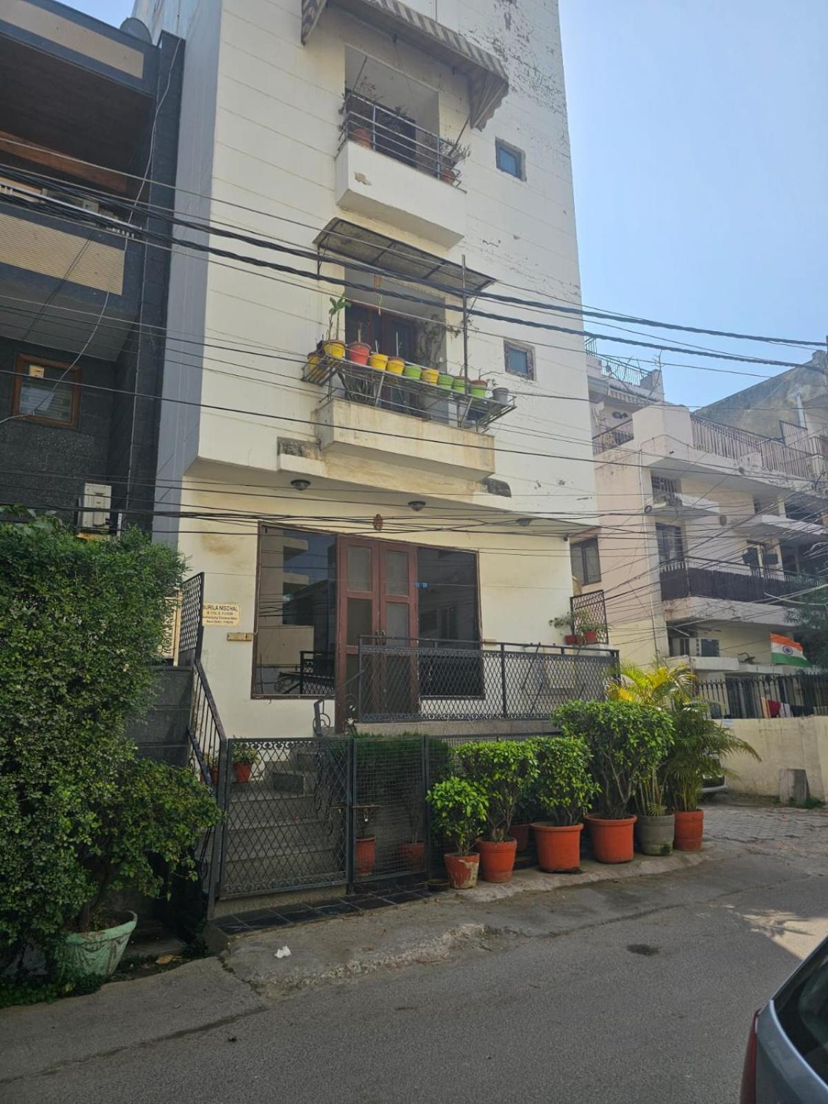 Sky Bloom Luxury Homestay New Delhi Luaran gambar