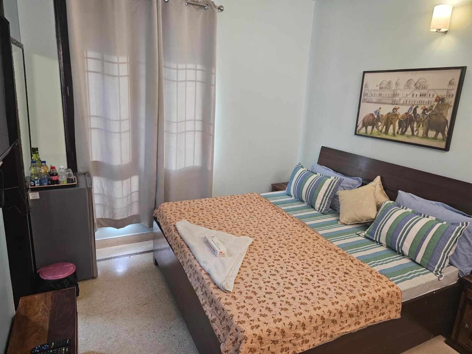 Sky Bloom Luxury Homestay New Delhi Luaran gambar